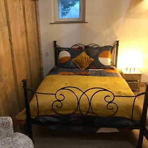 L'auberge Des Pyrenees Couette-café
